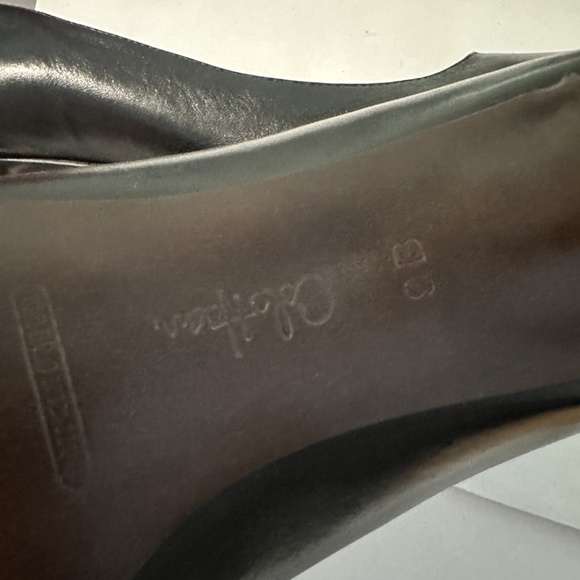 New Cole Haan High Heels Size 9 B Black Leather Pumps with Nike Air - Never Worn - Picture 3 of 11